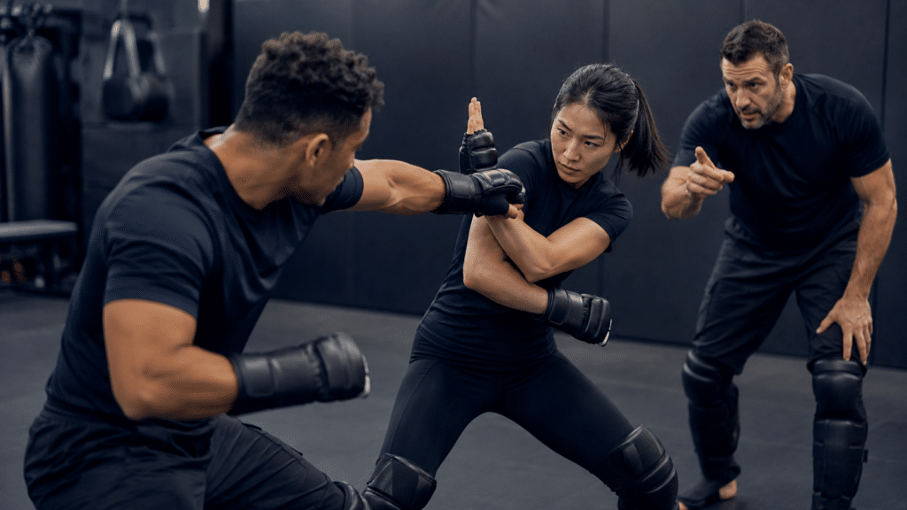Coopération des Systèmes 1 et 2 pendant un entraînement de Krav Maga