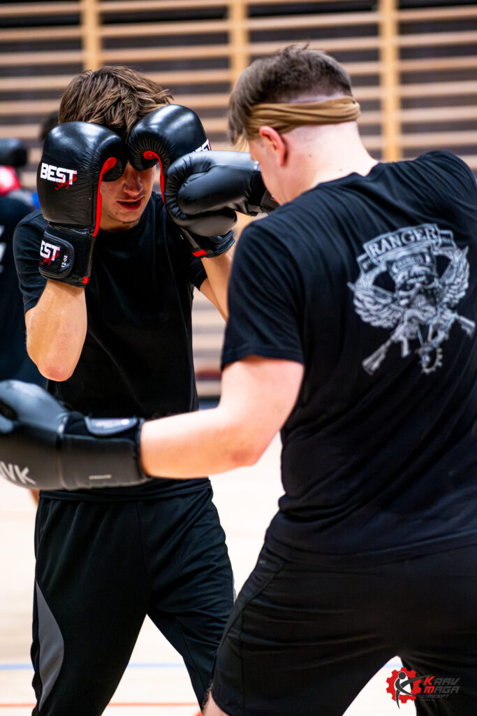 peur du contact krav maga charleroi debutant entrainement